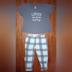 Secret Treasures Gray Tee and Plaid Pajama Set,Top Is XL- Bottoms Are M